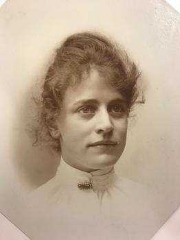 Lucie van Dam van Isselt