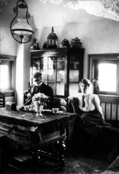 Lucie en Evert in Zonneheem (ca. 1906/1907)