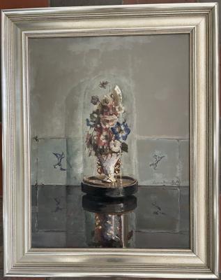 Bloemen onder glazen stolp met lijst door Lucie van Dam van Isselt